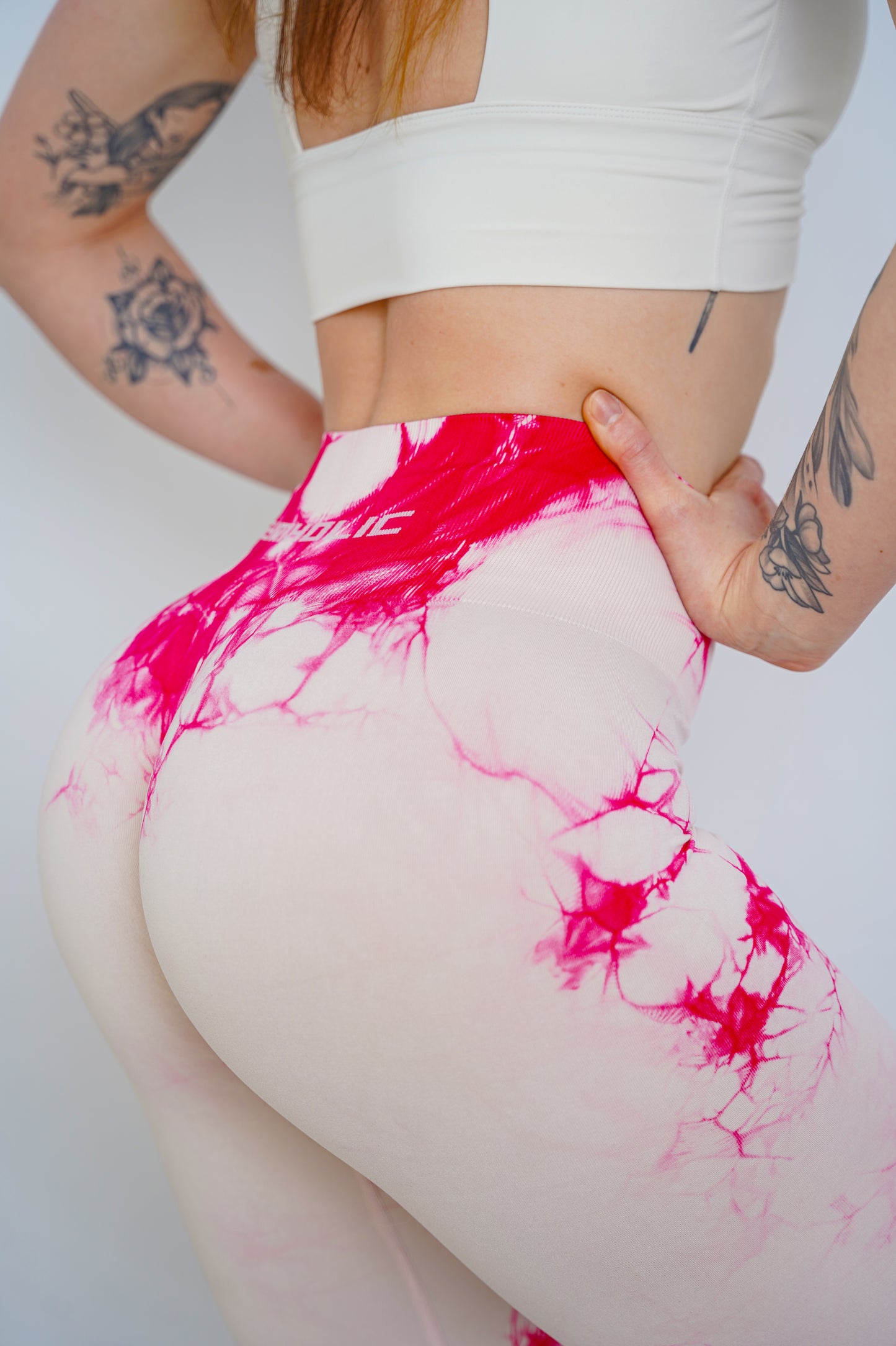 High-Waisted Workout Leggings for Women – White/Pink Pattern (Flexmove Collection) Gymholic