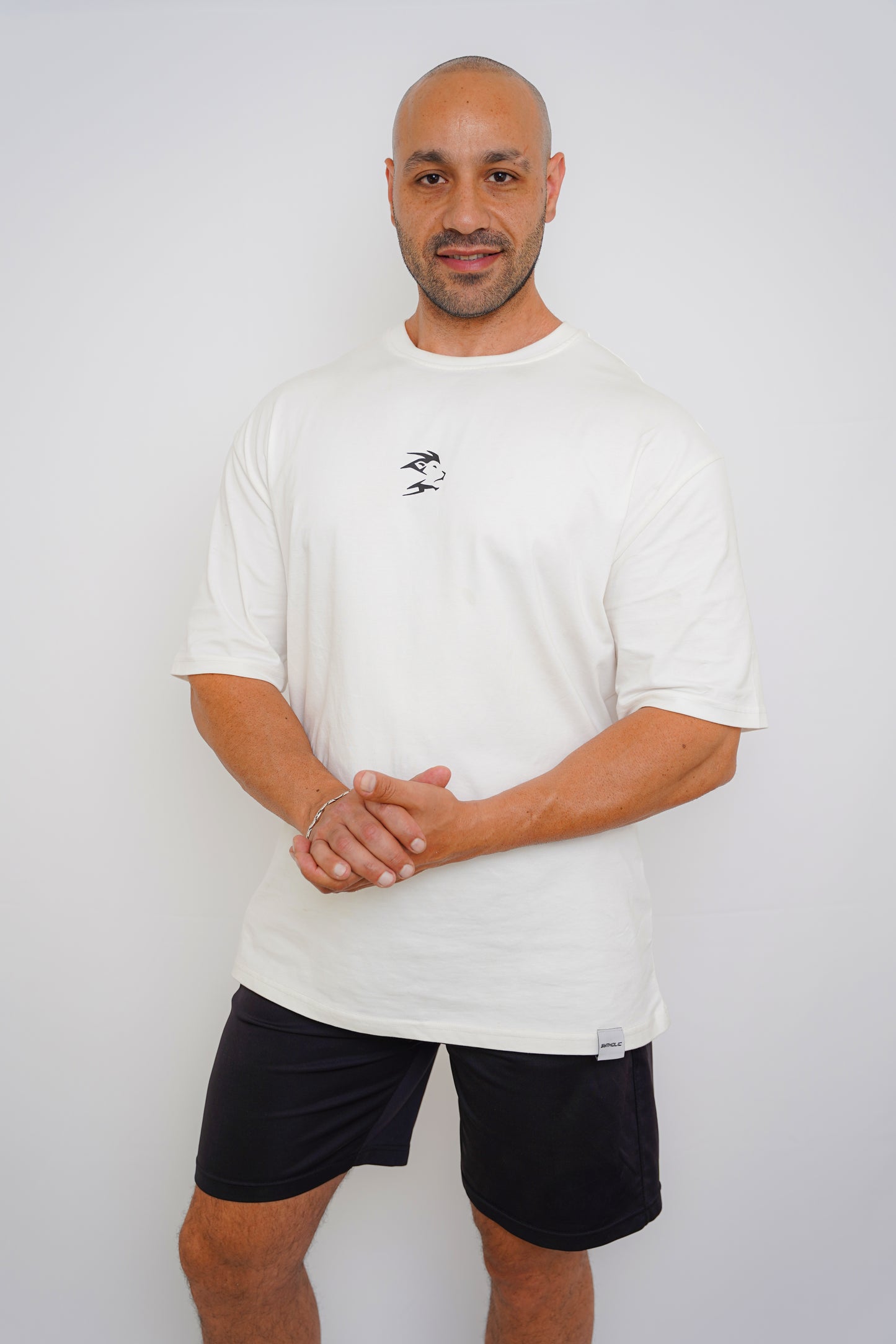 GYMHOLIC – Oversized Fitness T-Shirt für Männer – Off-White (B-Free Kollektion)
