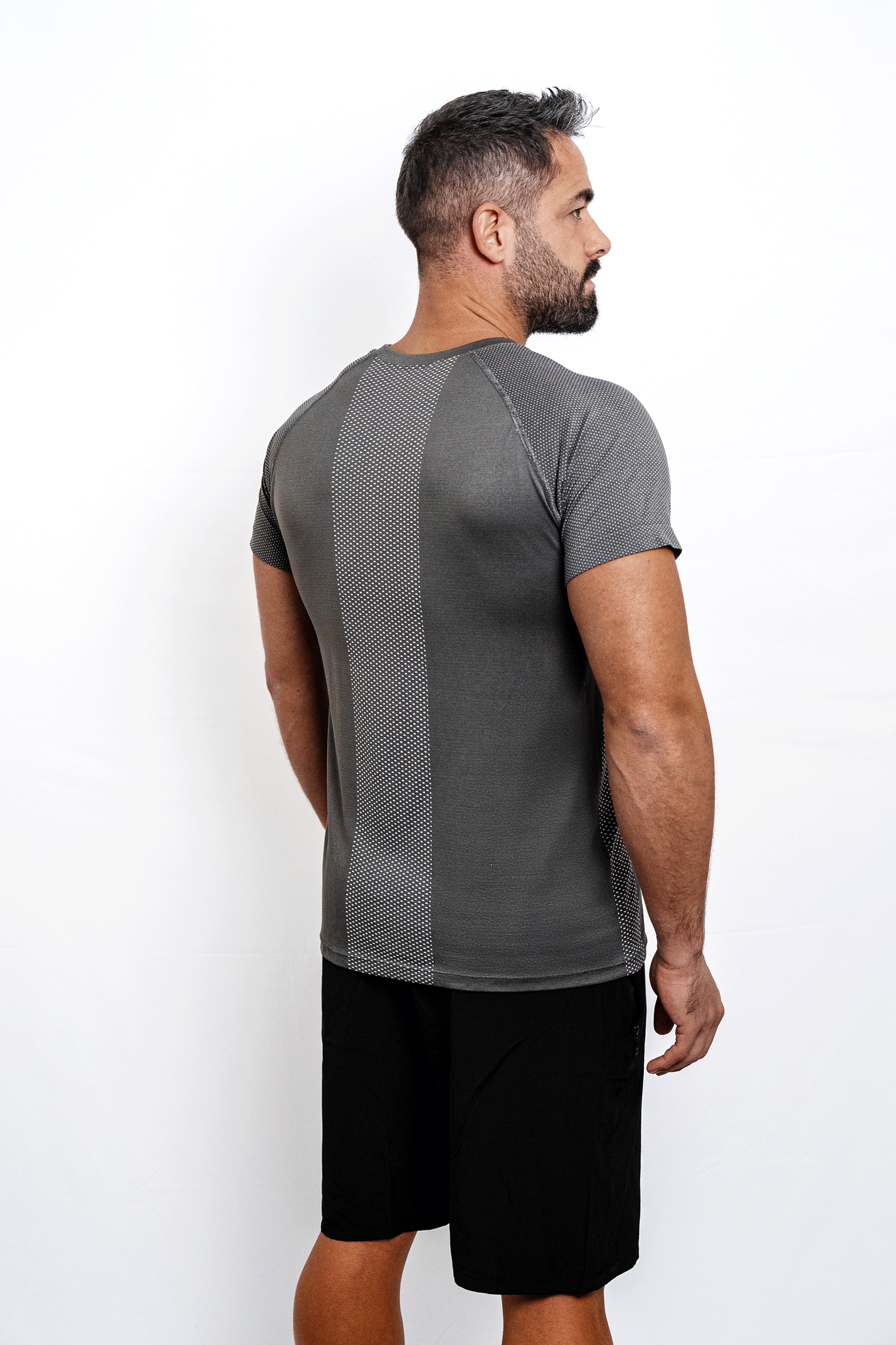GYMHOLIC - Performance Workout T-Shirt Regular-Fit for Men – Gray (Infinityflex Collection)