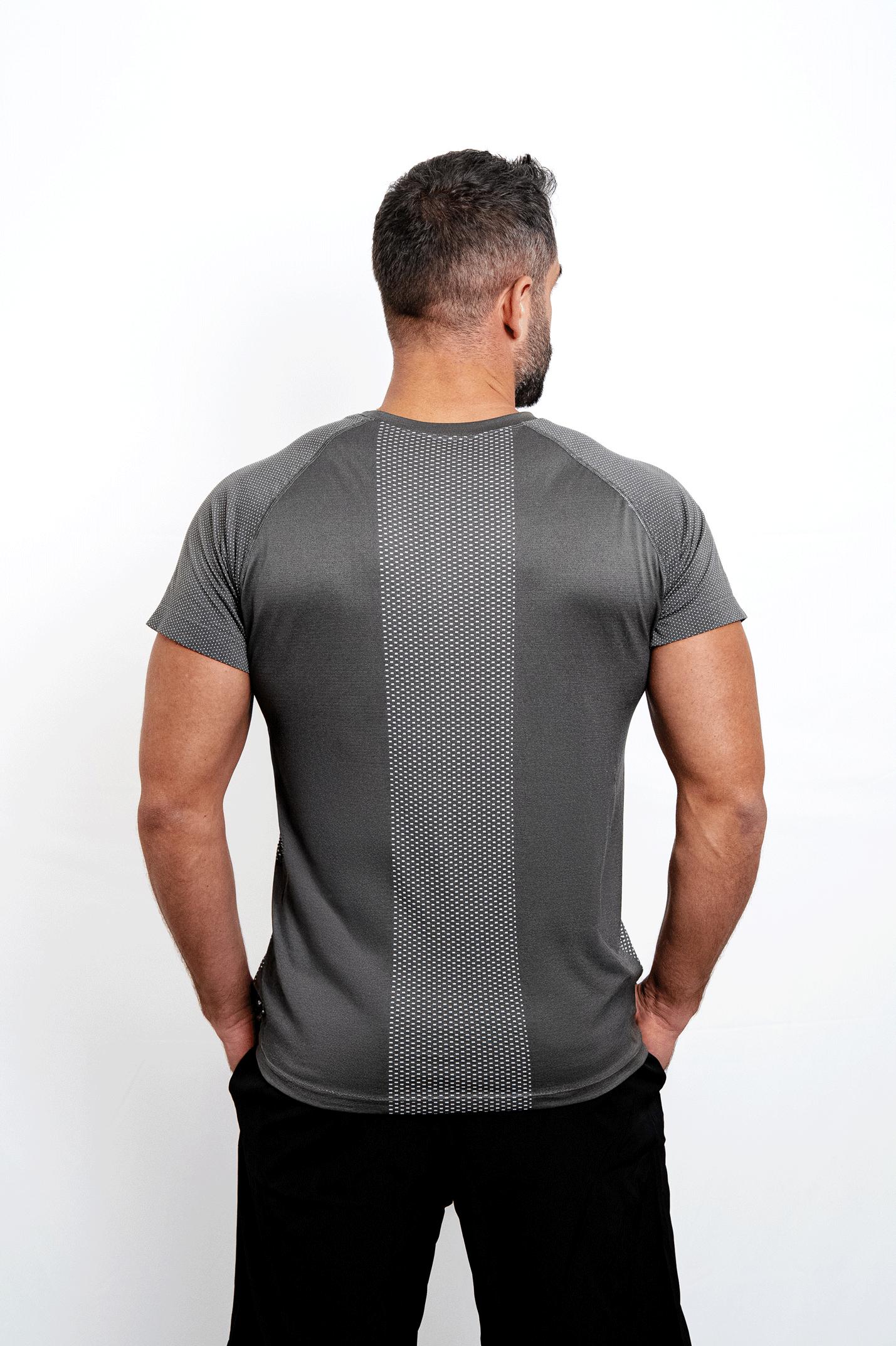 GYMHOLIC - Performance Workout T-Shirt Regular-Fit for Men – Gray (Infinityflex Collection)